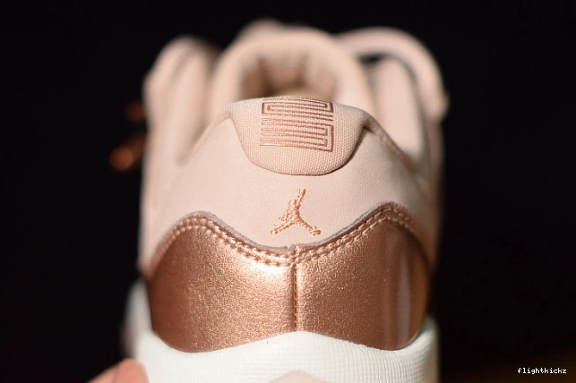 Low AH7860-105 Air Rose Gold GS Jordan 11 1020
